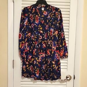 NWOT Old Navy pintuck swing dress with tie detail sz Small